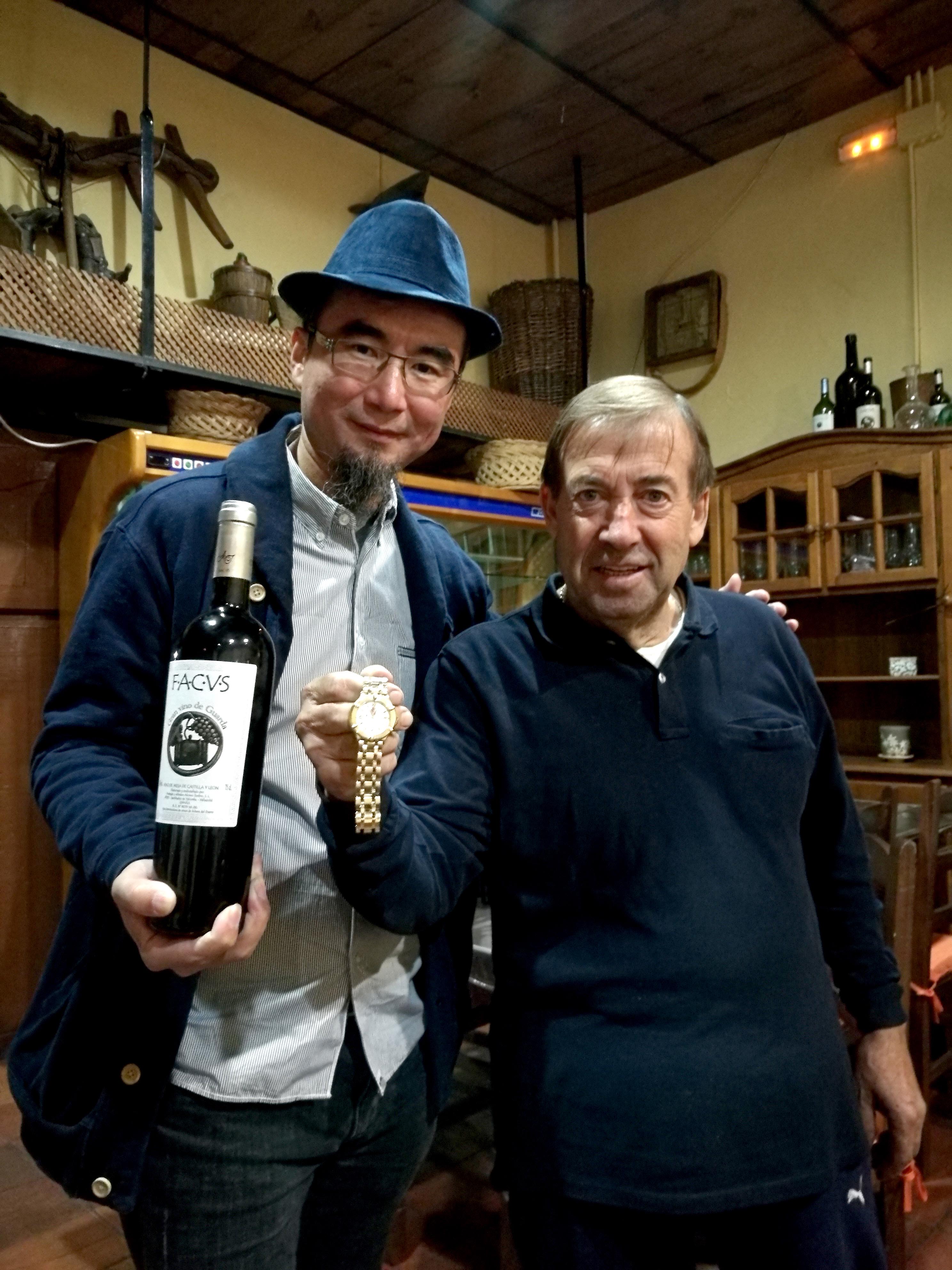 中国葡萄酒教父百尝和西班牙阿隆索庄主的合影留念